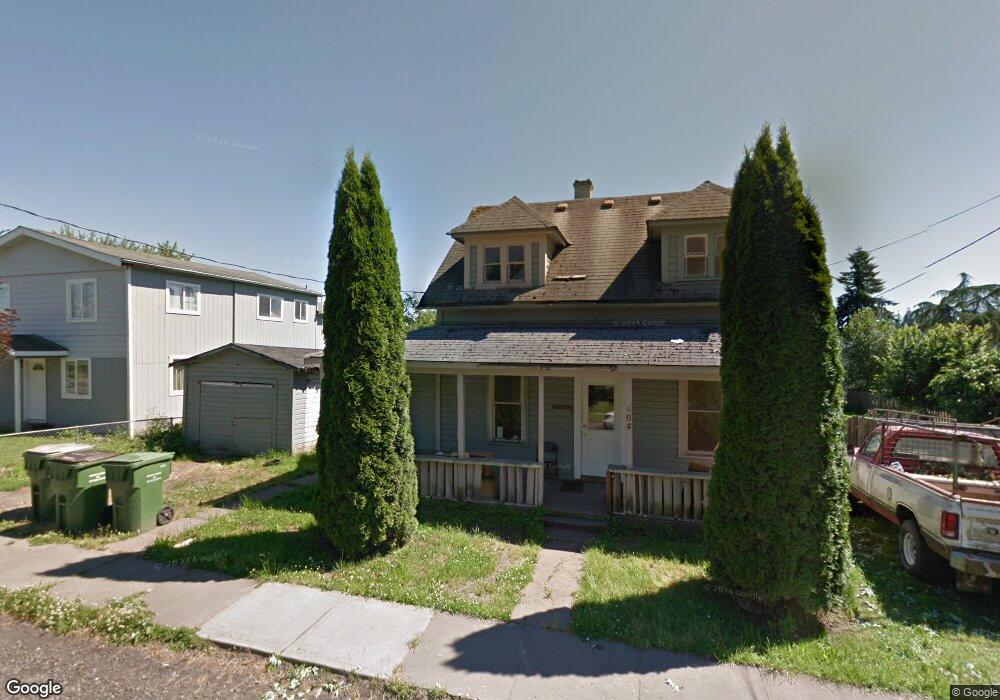 404 W Sheridan St, Newberg, OR 97132 - photo 1