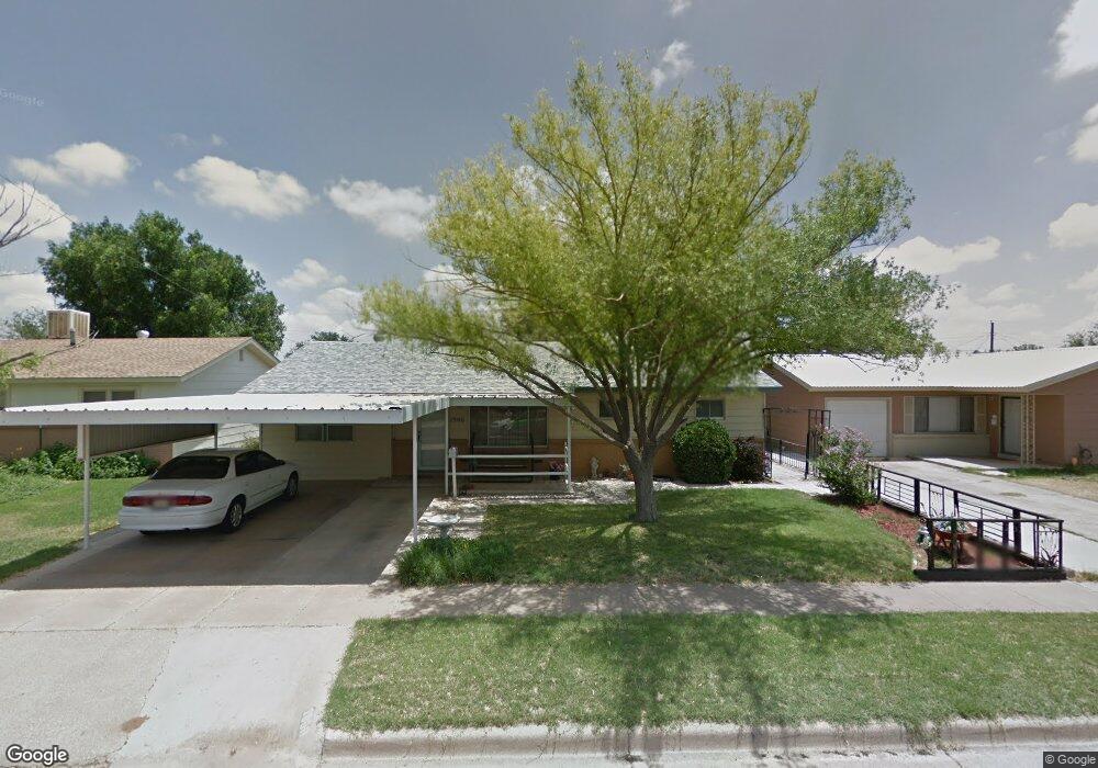 1907 N Steven Dr, Hobbs, NM 88240 - photo 1