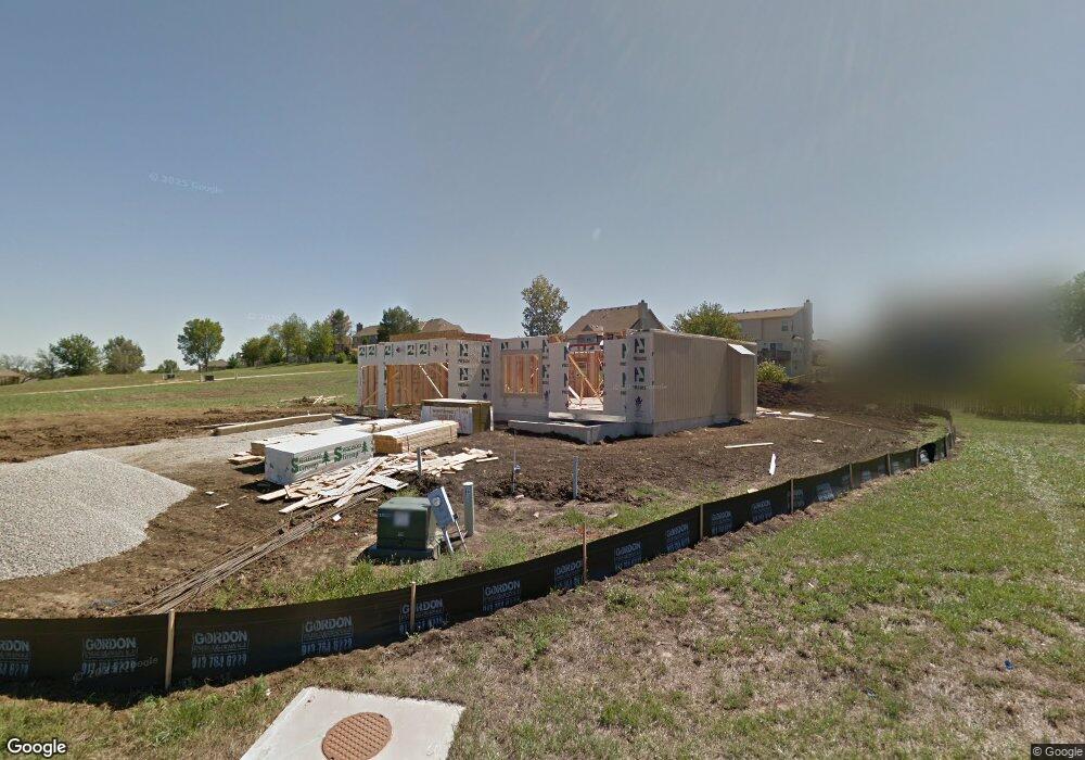 1109 SW Drake Cir, Lees Summit, MO 64082 - photo 1