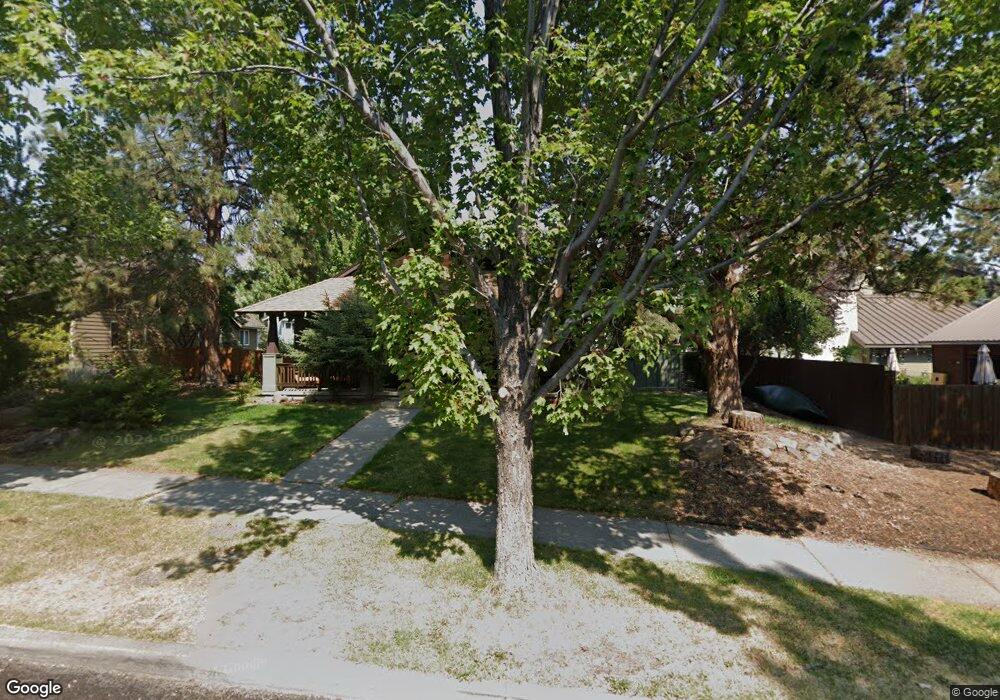 1532 NW Albany Ave, Bend, OR 97701 - photo 1