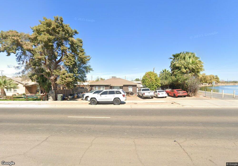 1152 W 1st St, Yuma, AZ 85364 - photo 1