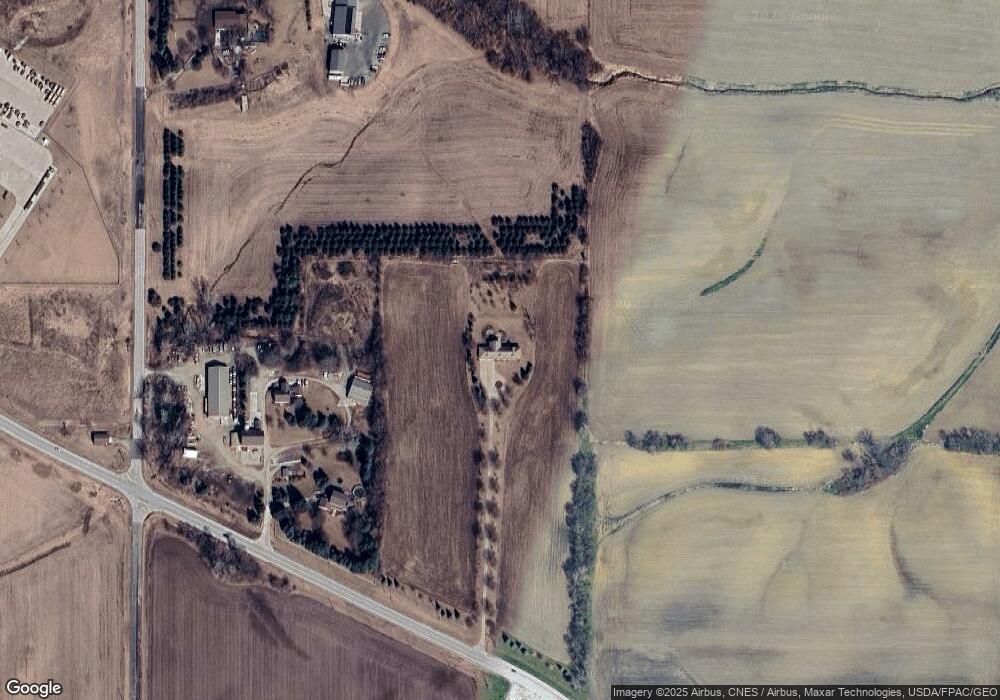 5000 W Kimberly Rd, Davenport, IA 52806 - photo 1