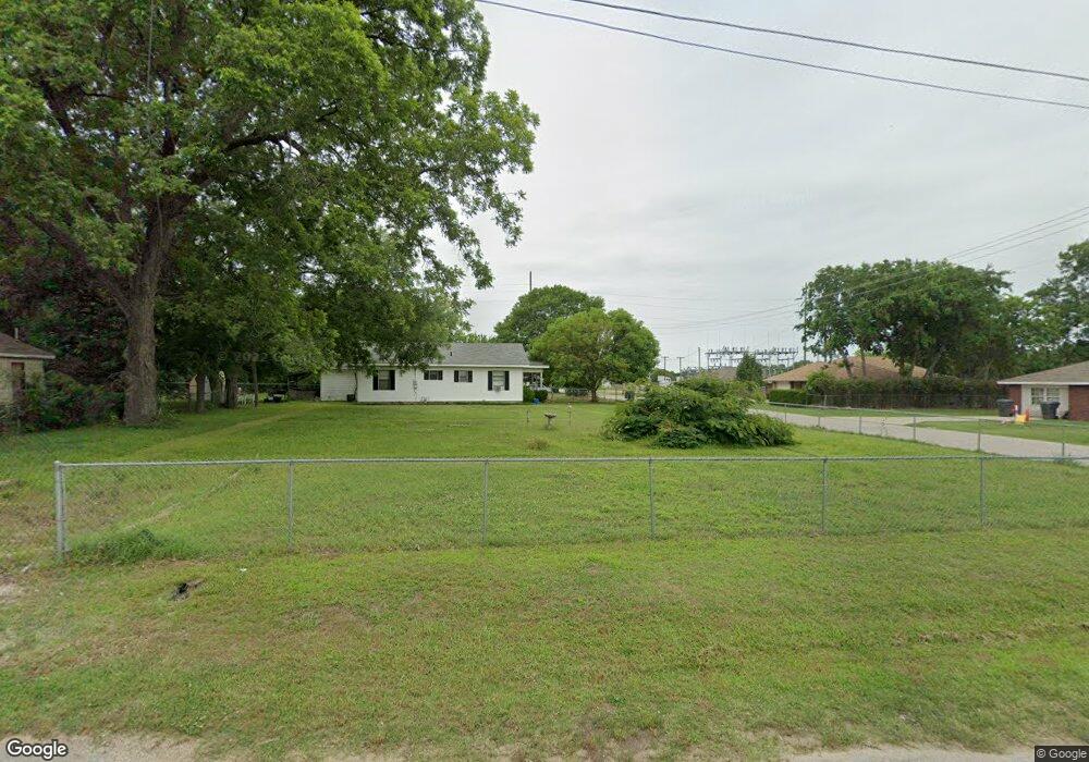 19 N St NW, Ardmore, OK 73401 - photo 1