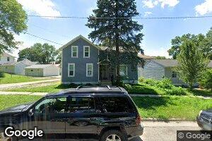 808 Grant Ave, Waterloo, IA 50702