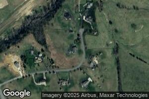 218 Trinity Dr, Stanford, KY 40484