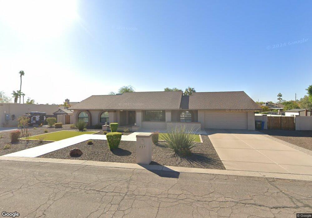 237 W La Vieve Ln, Tempe, AZ 85284 - photo 1