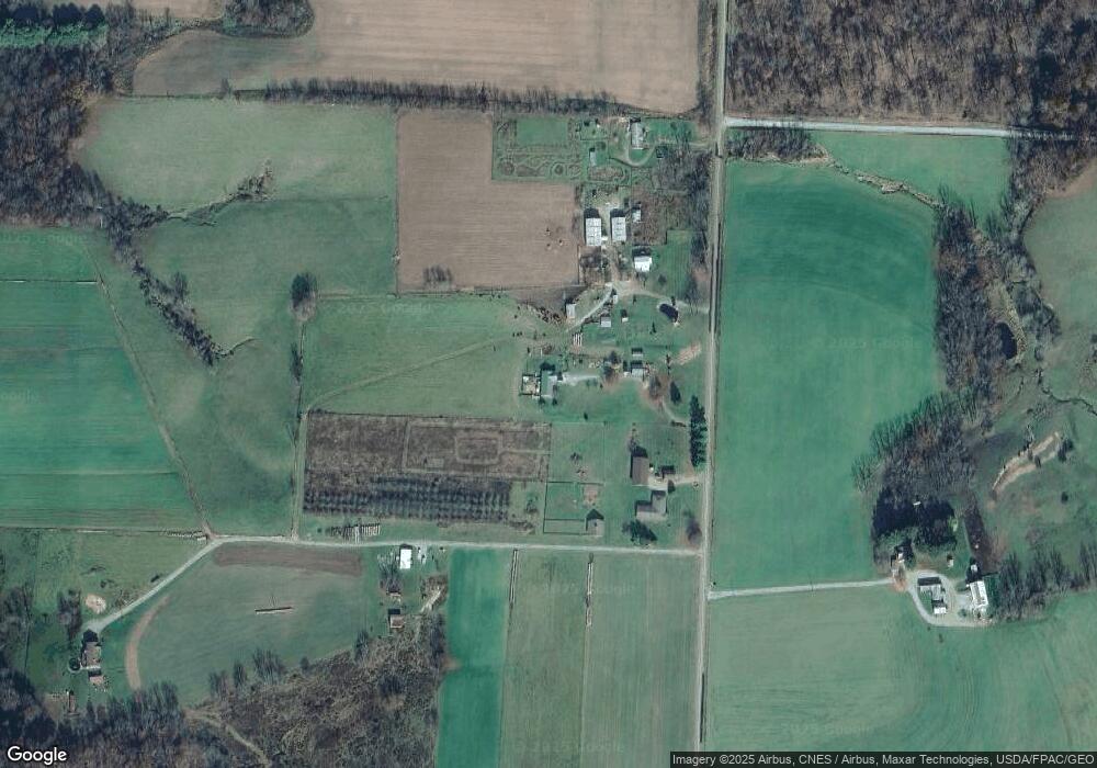 2093 Avalon Rd NW unit 28, Carrollton, OH 44615 - photo 1