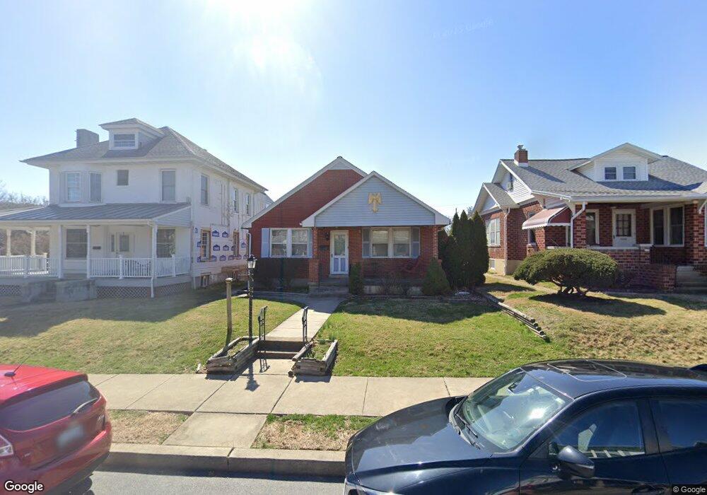 102 N Waverly St, Reading, PA 19607 - photo 1
