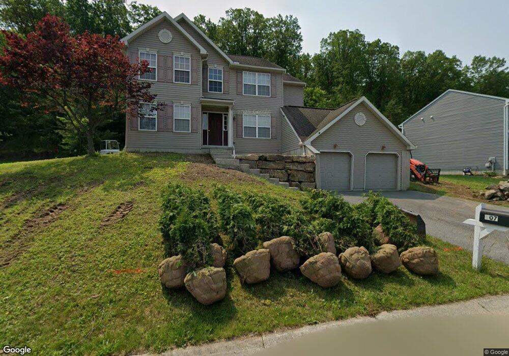 107 Chestnut Ridge Dr, Orwigsburg, PA 17961 - photo 1