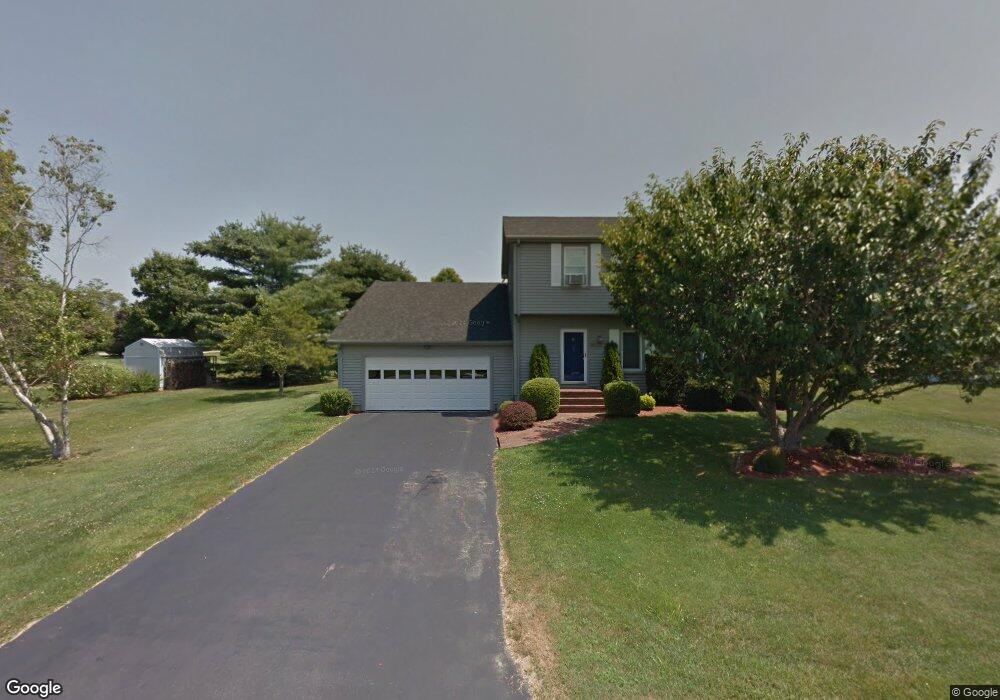 27 Swan Dr, Middletown, RI 02842 - photo 1