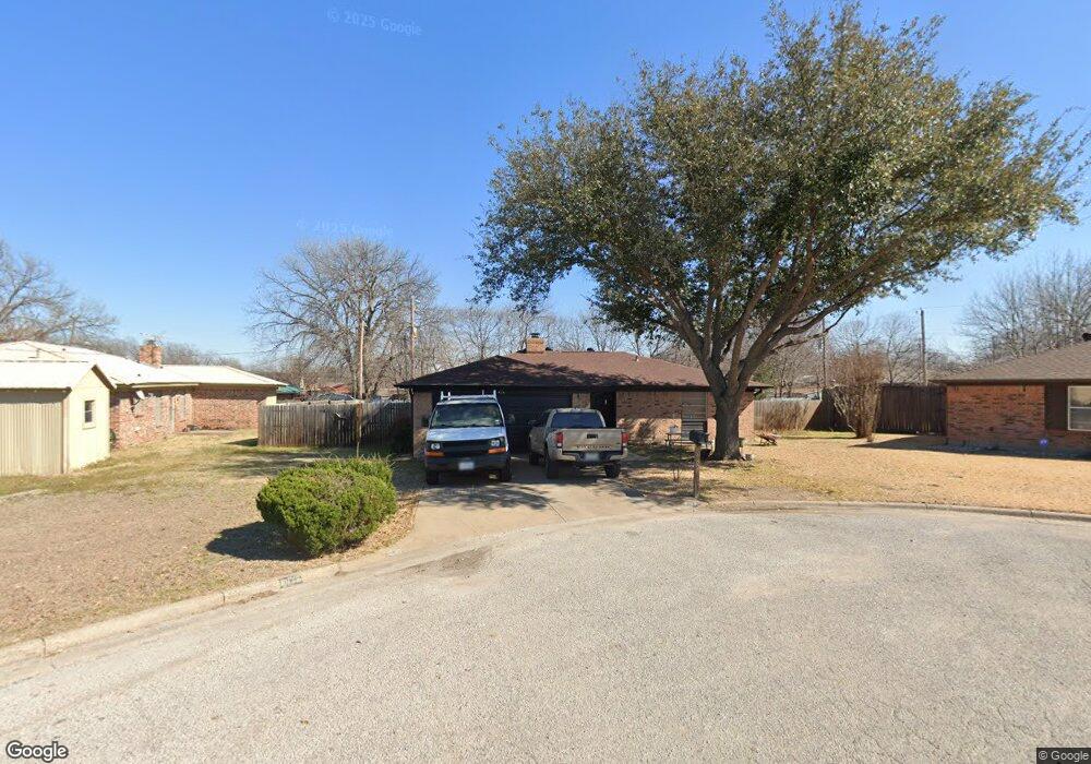 8823 Las Vegas Ct, Fort Worth, TX 76108 - photo 1