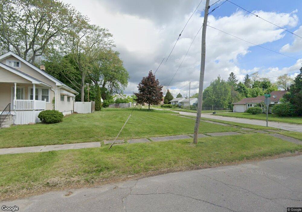 2502 Cumings Ave, Flint, MI 48503 - photo 1