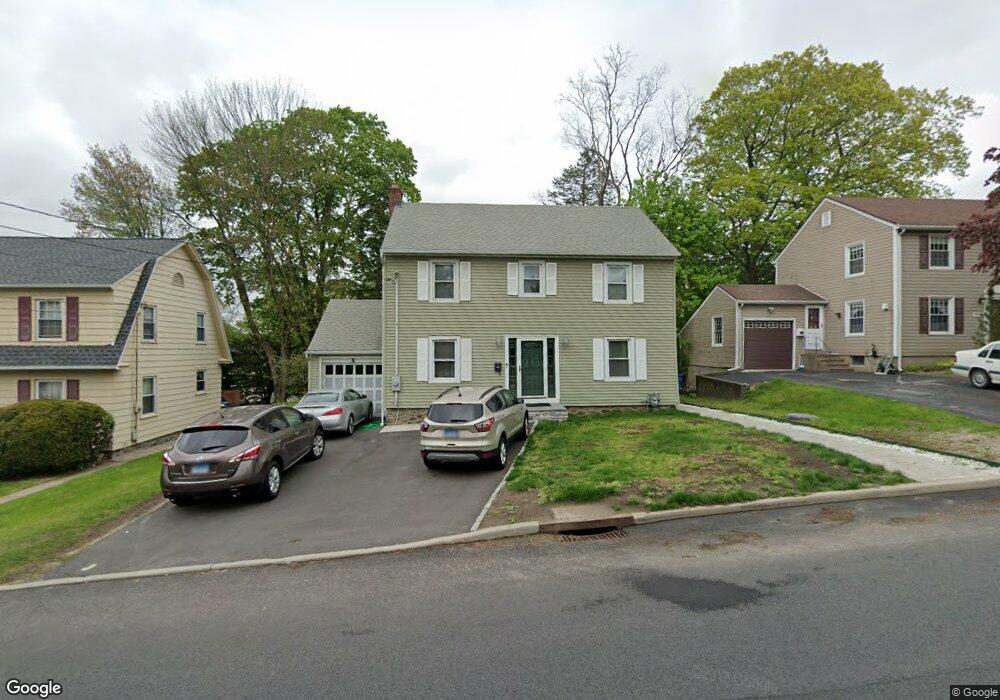 850 Cooke St, Waterbury, CT 06710 - photo 1