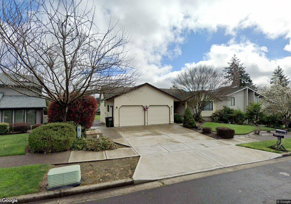 8640 SW Pacer Dr, Beaverton, OR 97008 - photo 1