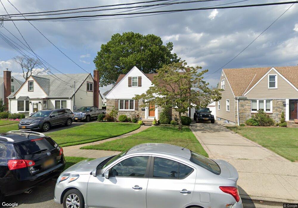 938 Van Buren Ave, Franklin Square, NY 11010 - photo 1