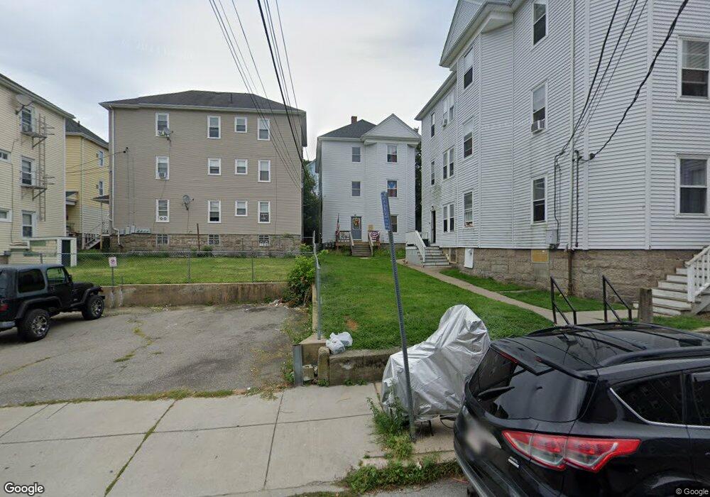 488 Ridge St unit 2, Fall River, MA 02724 - photo 1