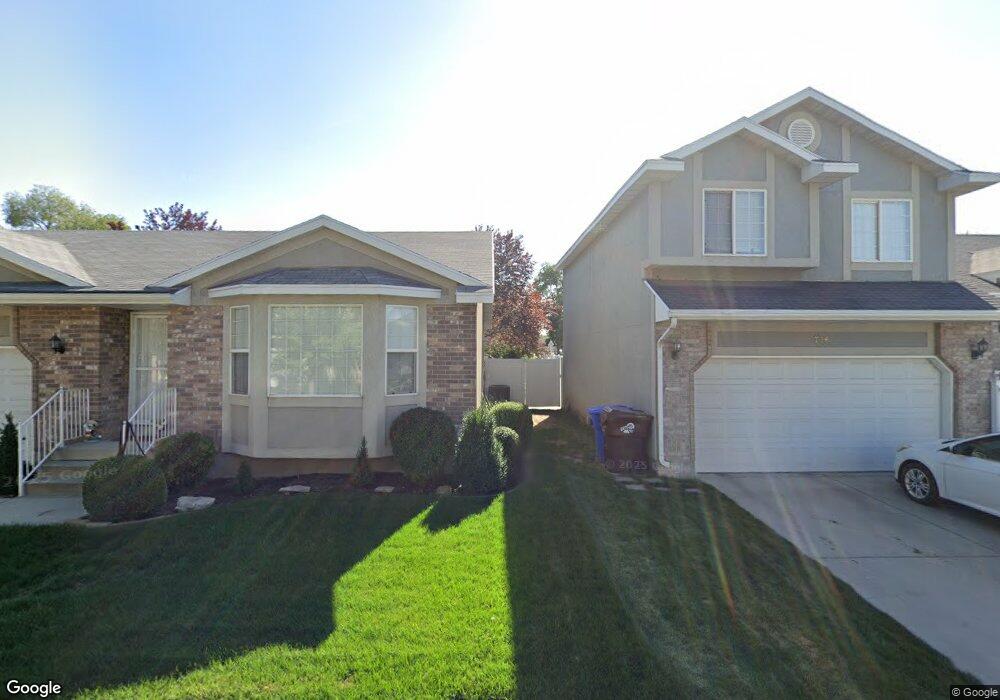 736 E Bogart Ln unit 61B, Midvale, UT 84047 - photo 1