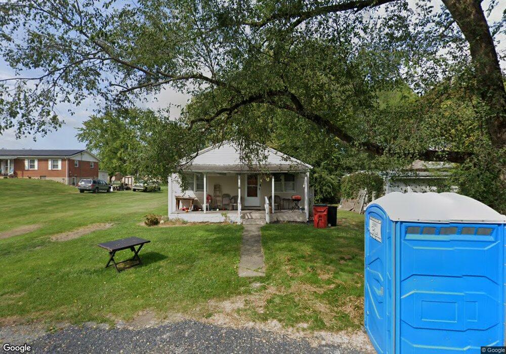 510 W 3rd Ave, Ranson, WV 25438 - photo 1