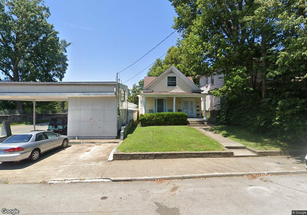 1605 Beechwood Ave, Louisville, KY 40204 - photo 1