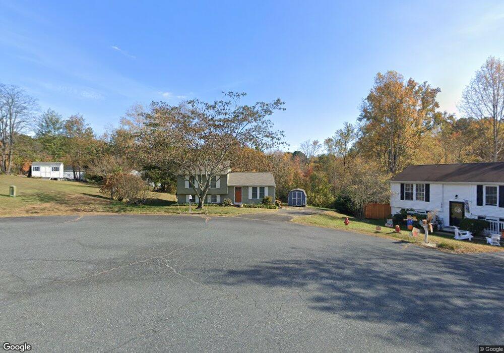 10901 Long Leaf Ct, Fredericksburg, VA 22407 - photo 1