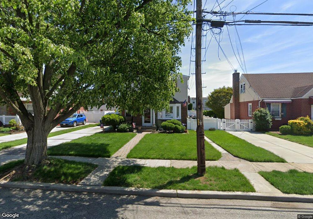 153 Rule St, Franklin Square, NY 11010 - photo 1