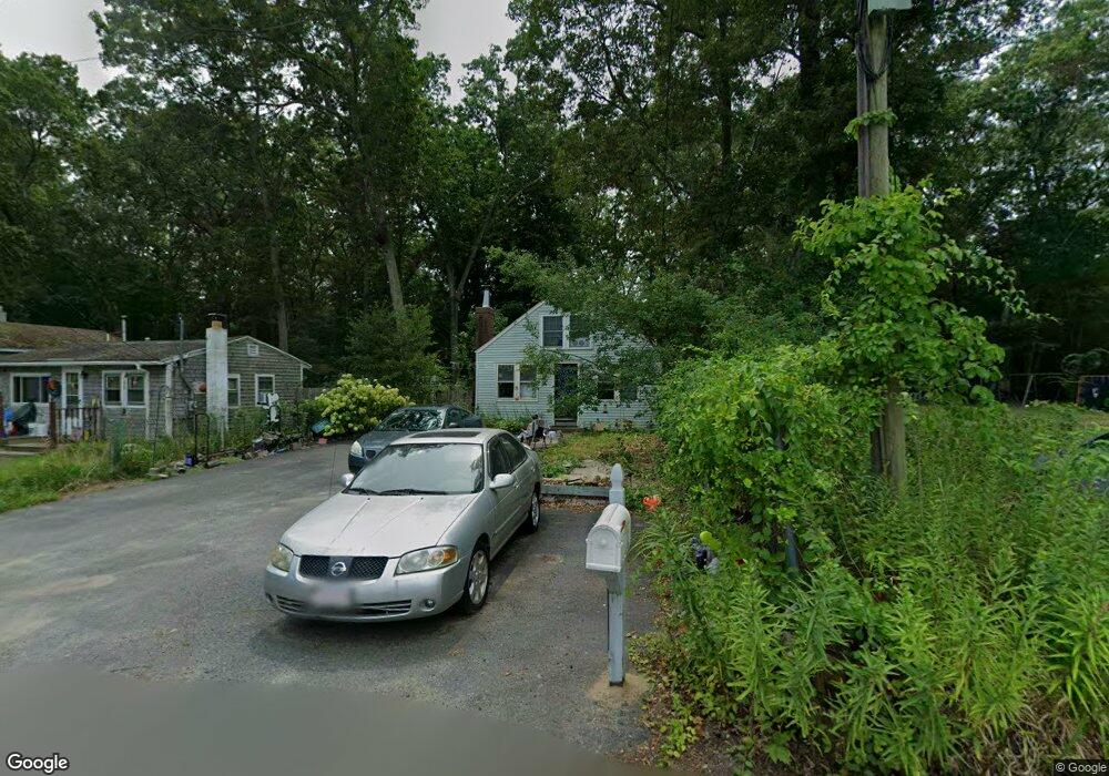 64 King Philip Rd, Taunton, MA 02780 - photo 1