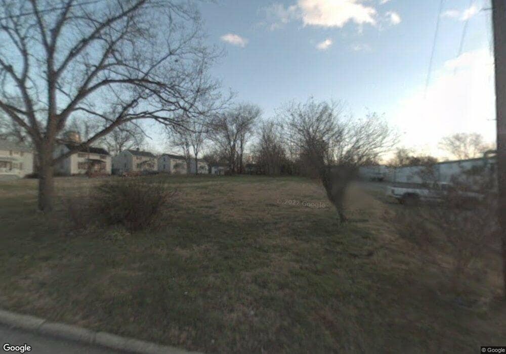 203 Ellington St, Reidsville, NC 27320 - photo 1