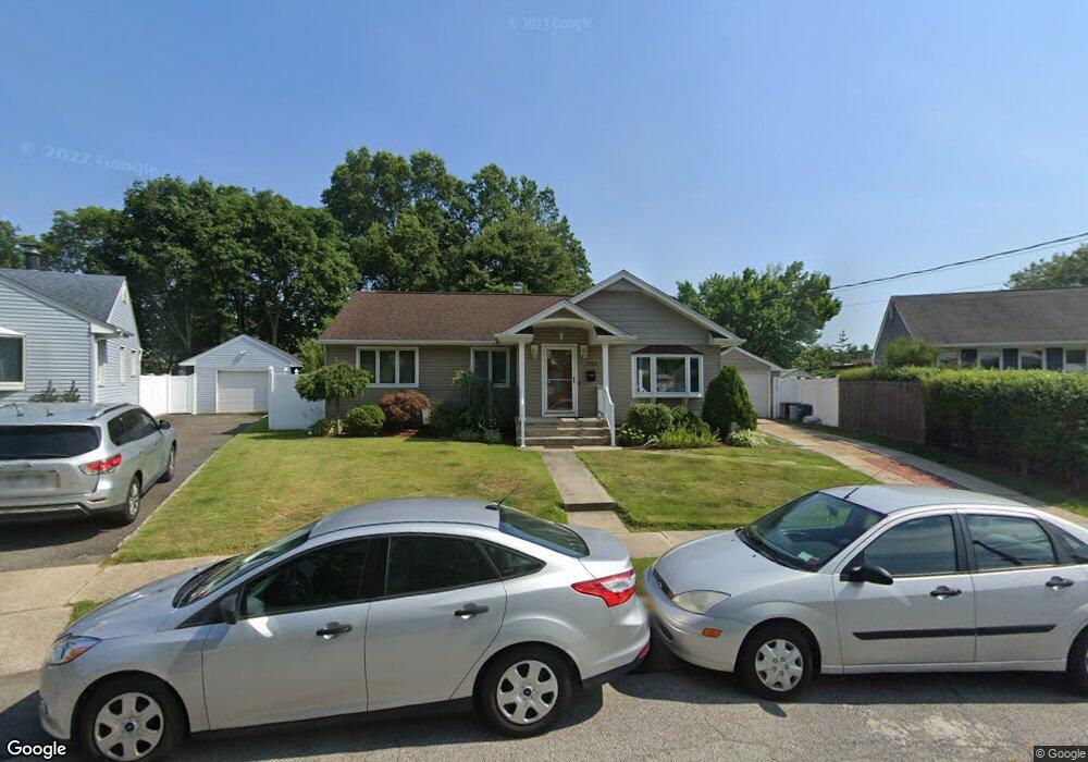 1734 Michael William Rd, Merrick, NY 11566 - photo 1