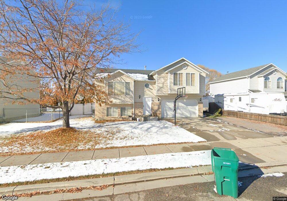 5441 S 4125 W unit 140, Roy, UT 84067 - photo 1