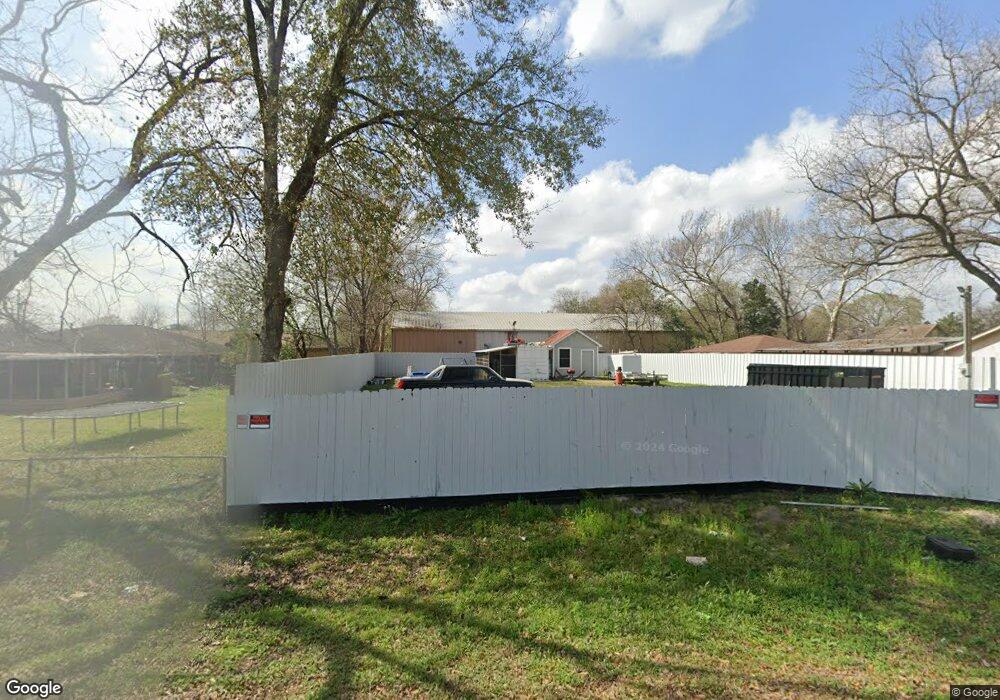 9201 Meta St, Houston, TX 77022 - photo 1