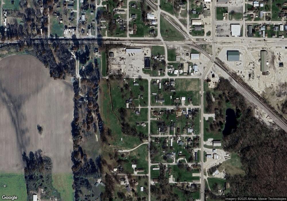 230 E St SW, Linton, IN 47441 - photo 1