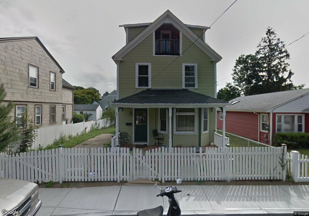 2 Whitwell Ave, Newport, RI 02840 - photo 1