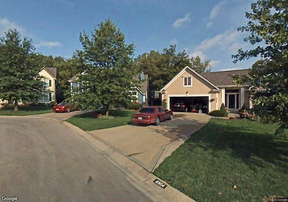 4908 Roundtree St, Shawnee, KS 66226 - photo 1