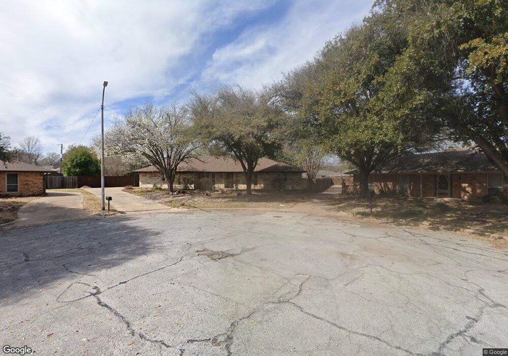 6800 Toledo Ct, Fort Worth, TX 76133 - photo 1