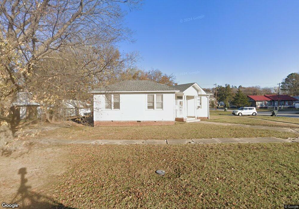 301 N 6th St, Henryetta, OK 74437 - photo 1