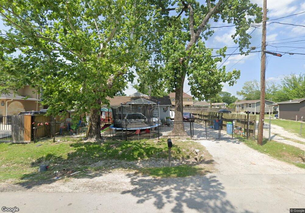 4019 Darwin St, Houston, TX 77093 - photo 1