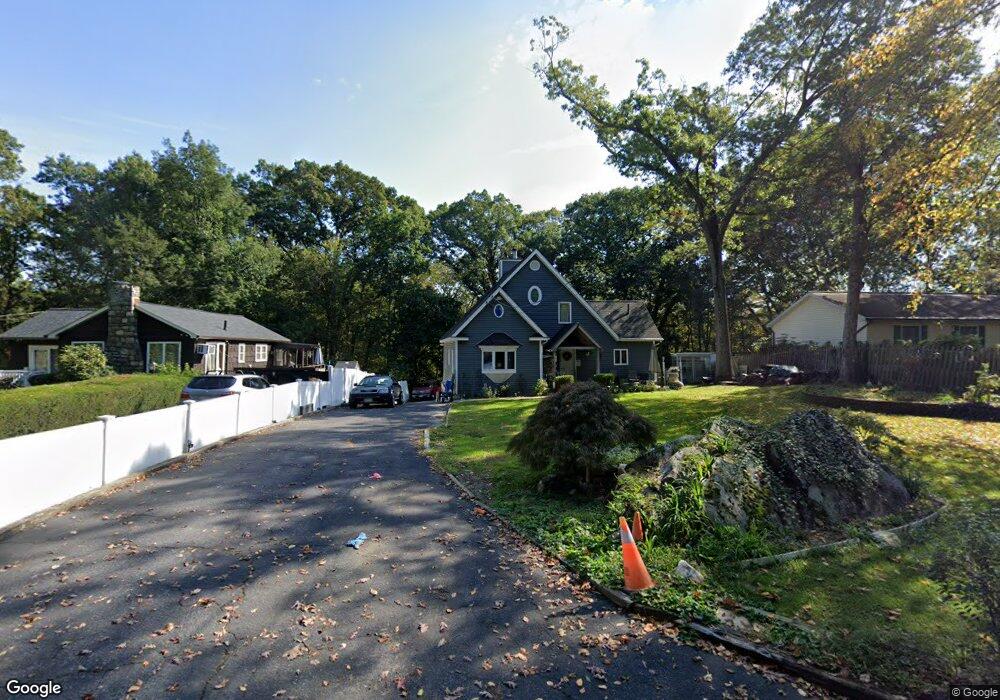 61 Hollowbrook Ln, Cortlandt Manor, NY 10567 - photo 1