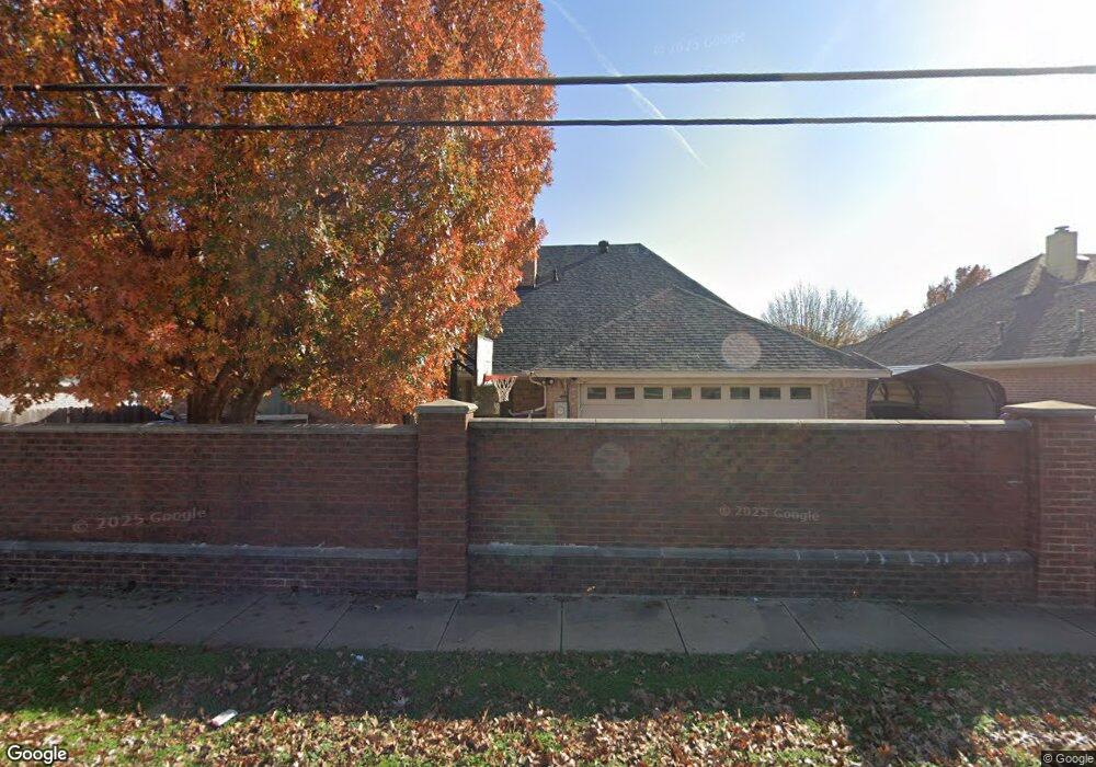 1671 Oak Creek Dr, Hurst, TX 76054 - photo 1