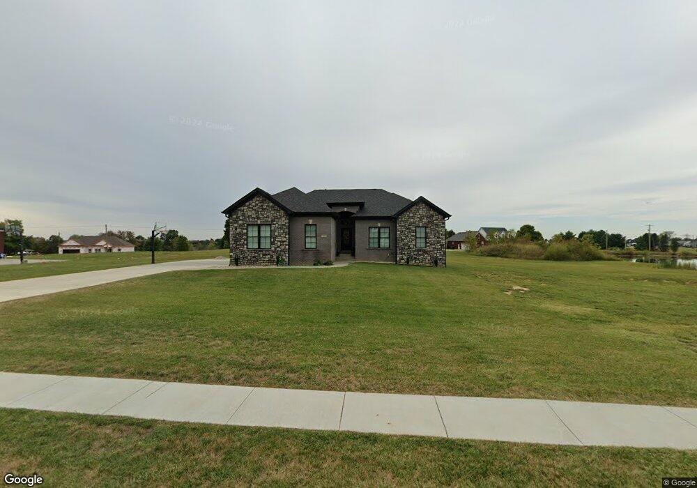 171 Sunray Dr, Shepherdsville, KY 40165 - photo 1