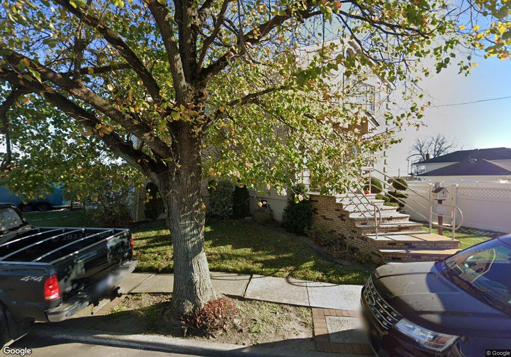 3385 Riverside Dr, Oceanside, NY 11572 - photo 1