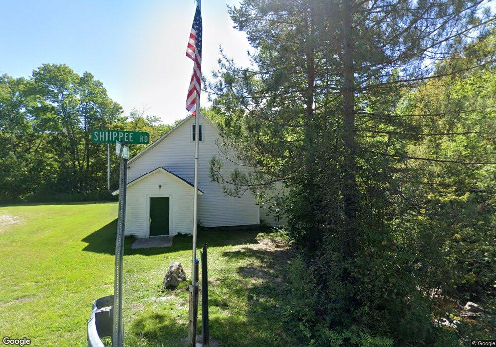 125 Shippee Rd, Readsboro, VT 05350 - photo 1