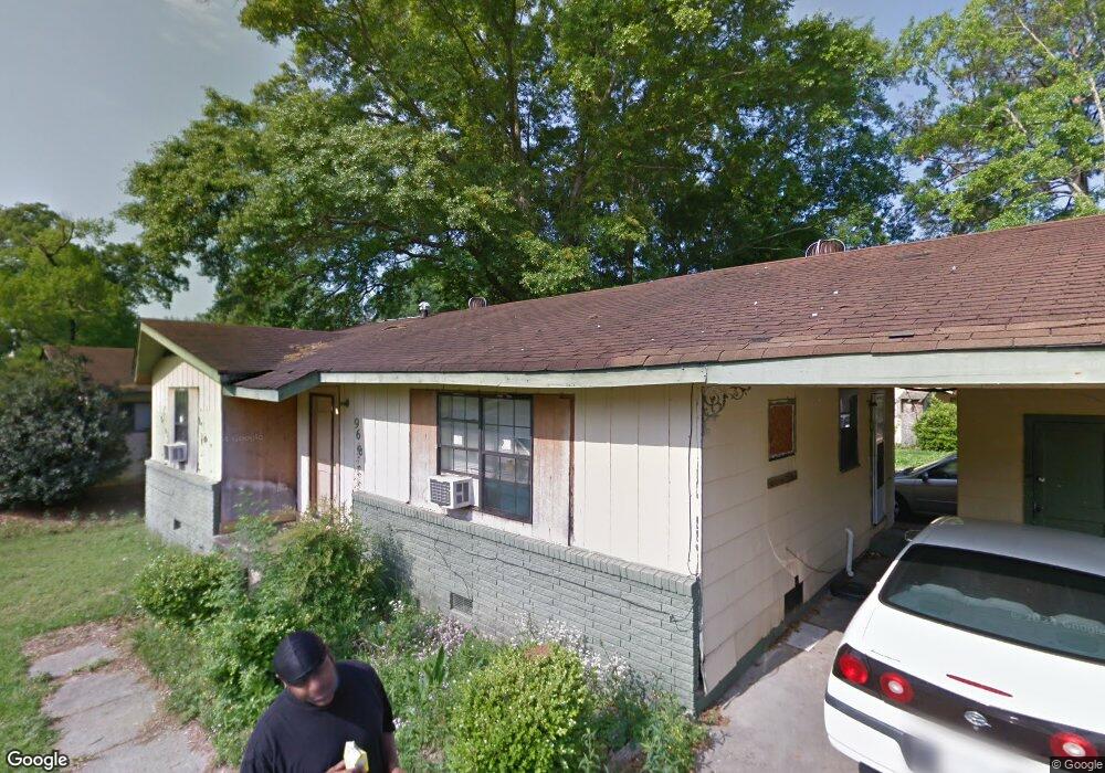 968 S 19th Ave, Laurel, MS 39440 - photo 1