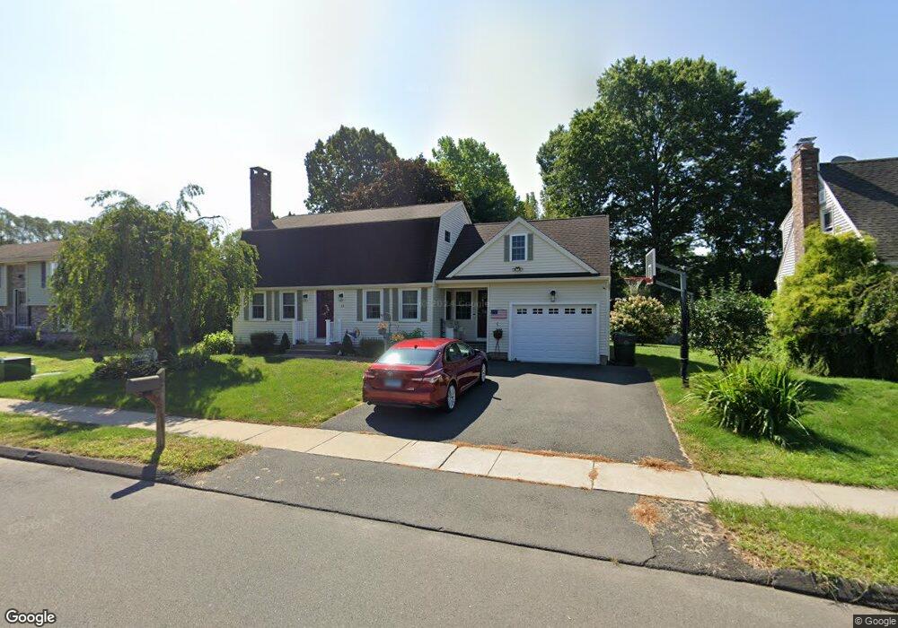 25 Lori Ann Ln, Berlin, CT 06037 - photo 1