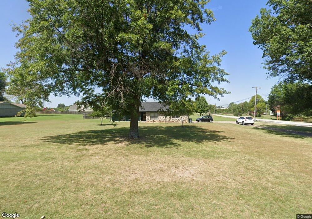 9102 Highland Dr, Broken Arrow, OK 74014 - photo 1