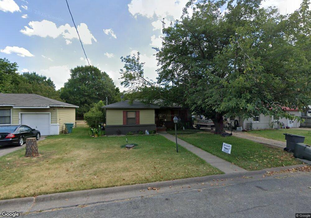 412 W Burton St, Sherman, TX 75092 - photo 1