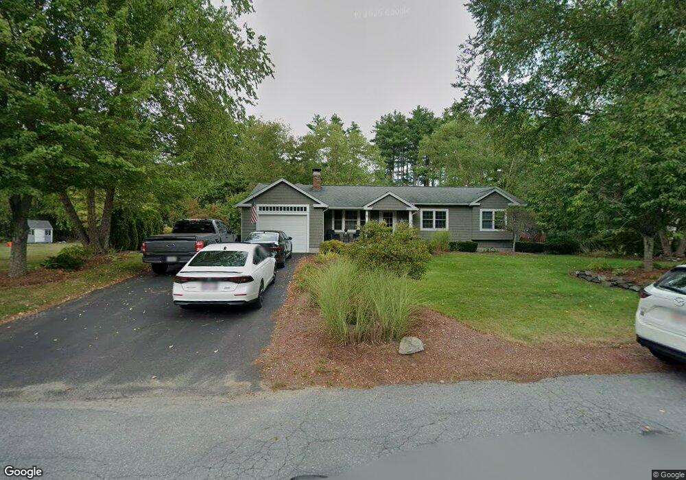 10 Maplewood Dr, Townsend, MA 01469 - photo 1