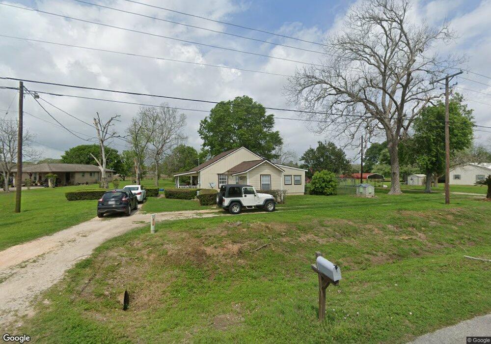 2605 Golden Ave, Bay City, TX 77414 - photo 1
