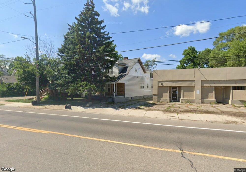 2442 Corunna Rd, Flint, MI 48503 - photo 1