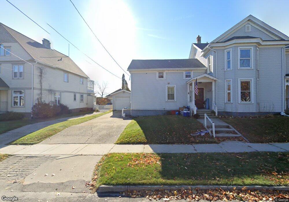 411 State St, Manitowoc, WI 54220 - photo 1