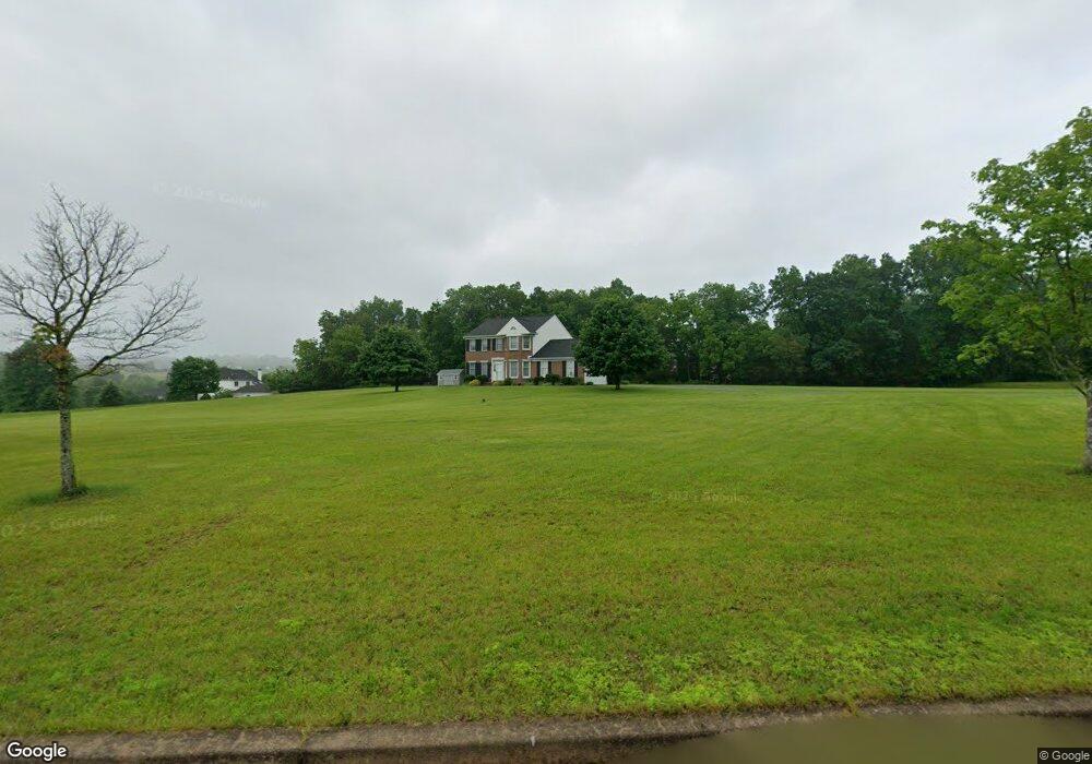 2105 Fox Hollow Ln, East Greenville, PA 18041 - photo 1